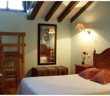 אורחן El Puente Carmona (Cantabria)